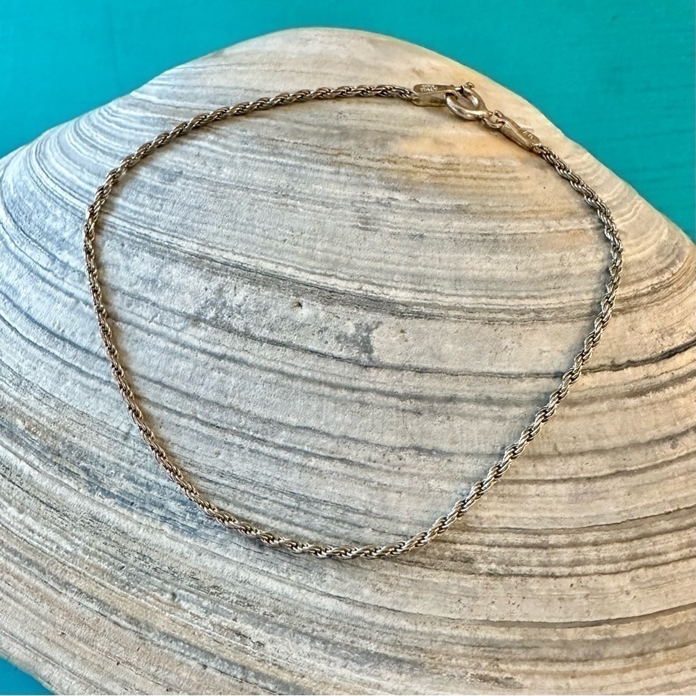 Sterling Silver 7 Inch Delicate Twisted Chain Bracelet
